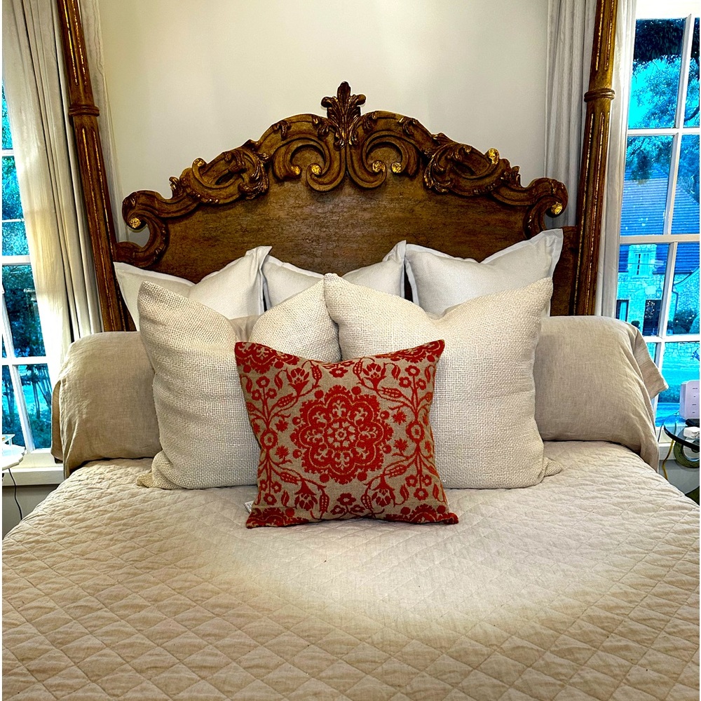 Pottery Barn Emma Medallion Pillow Cover 18 x 18. 2 available. NWT